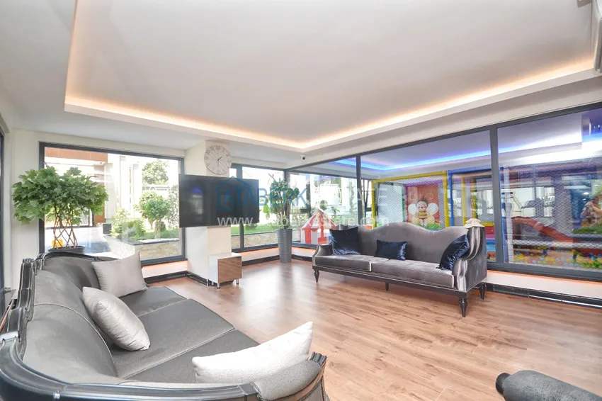 Двухкомнатная квартира в Махмутларе, р-н субботнего рынка 11