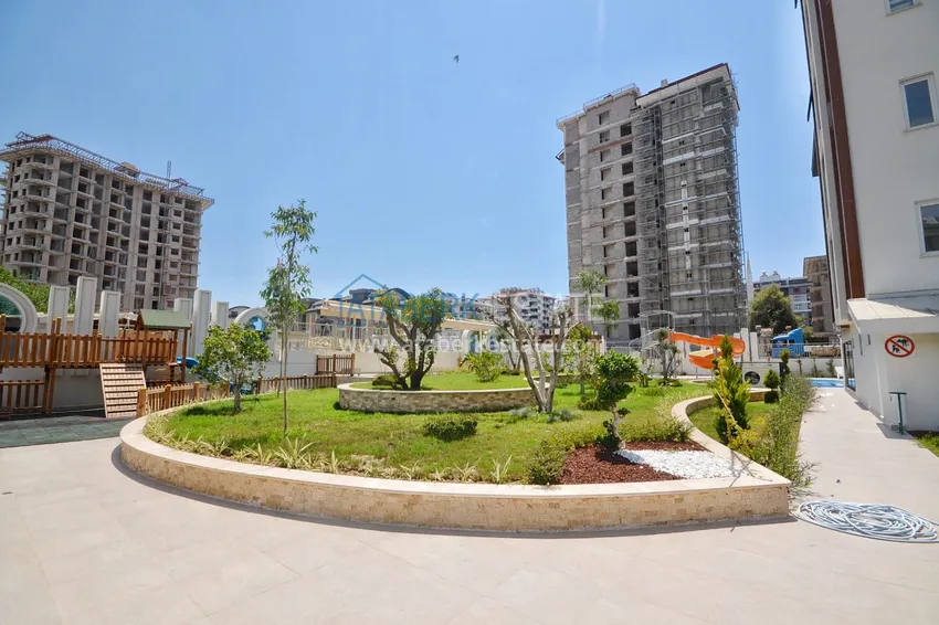 Двухкомнатная квартира в Махмутларе, р-н субботнего рынка 4