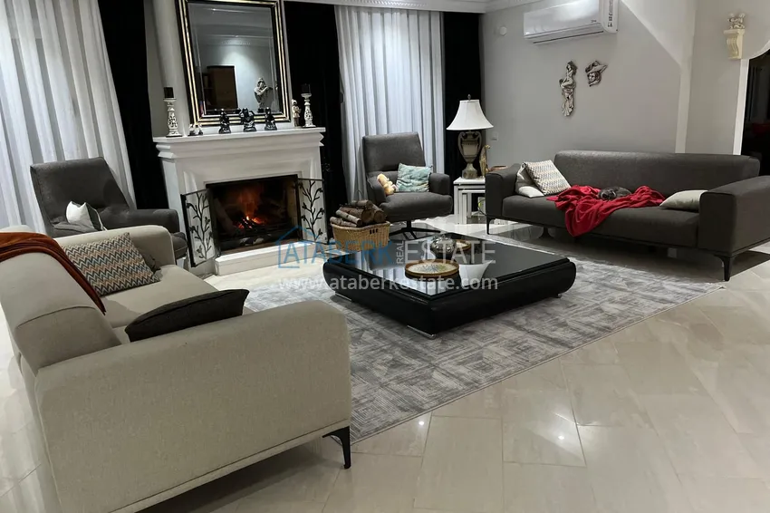 Приобрести Частная вилла 5+3 в районе Оба – трехэтажная с мебелью, подходит для ВНЖ 2 