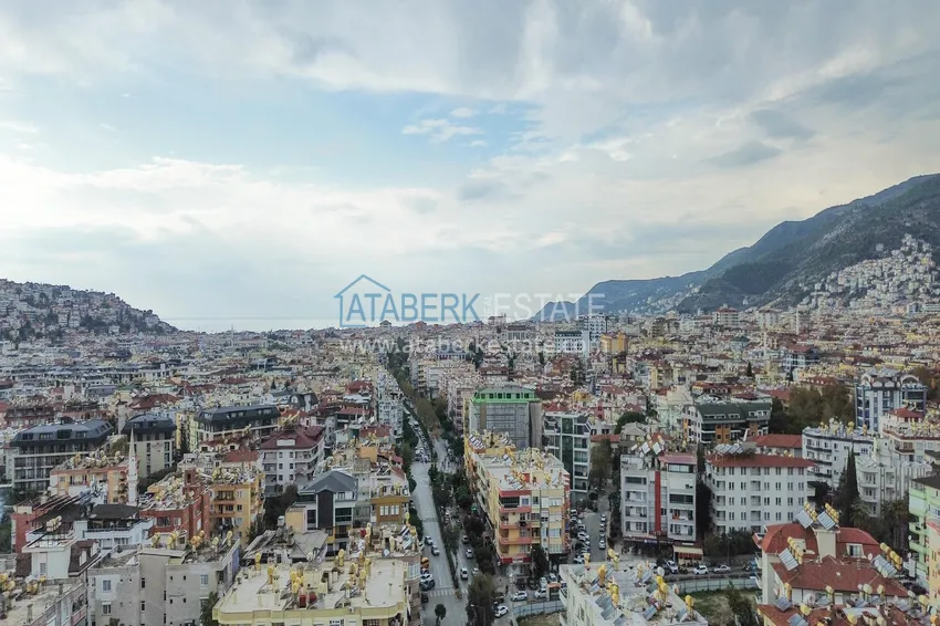 Пентхаус 2+1 в центре Алании с видами на море - район пляжа Кейкубат 3 