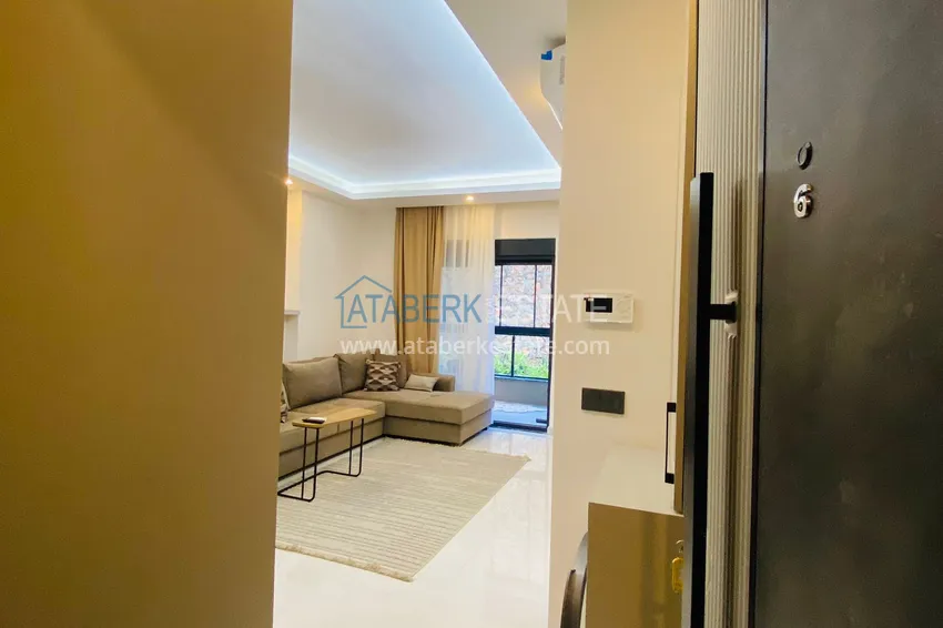 Приобрести Двухкомнатная квартира в районе Оба - с мебелью и остекленным балконом 1 