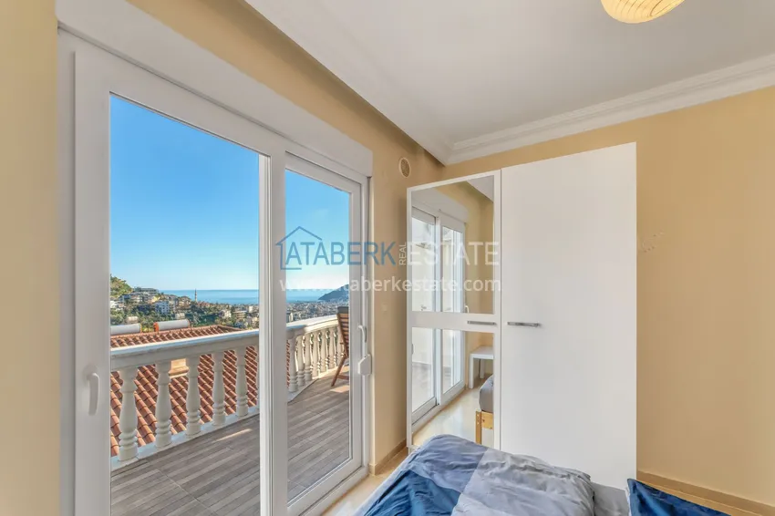 Приобрести Квартира 3+1 в районе Тепе – с мебелью, видом на море в апарт-вилле 28