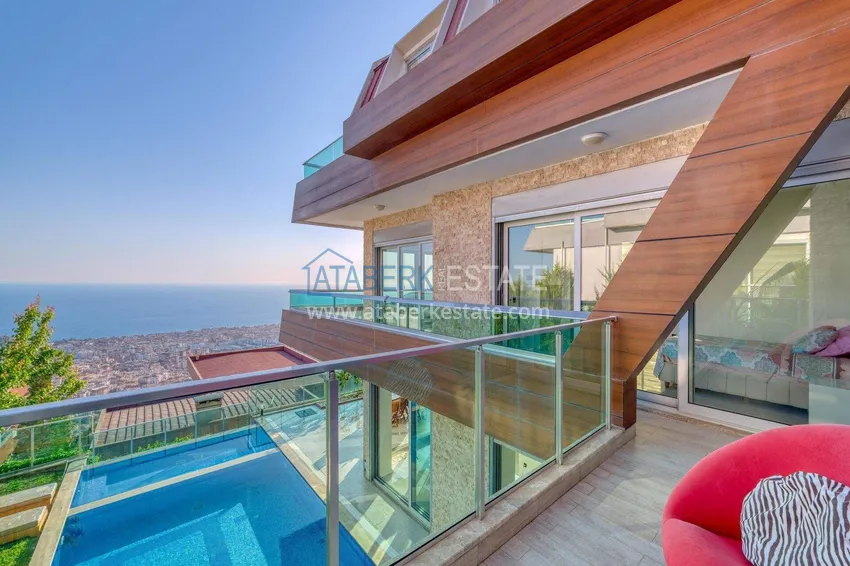 Приобрести Триплекс-вилла 5+1 под гражданство и ВНЖ в Алании, Бекташ – с мебелью и панорамным видом  33 