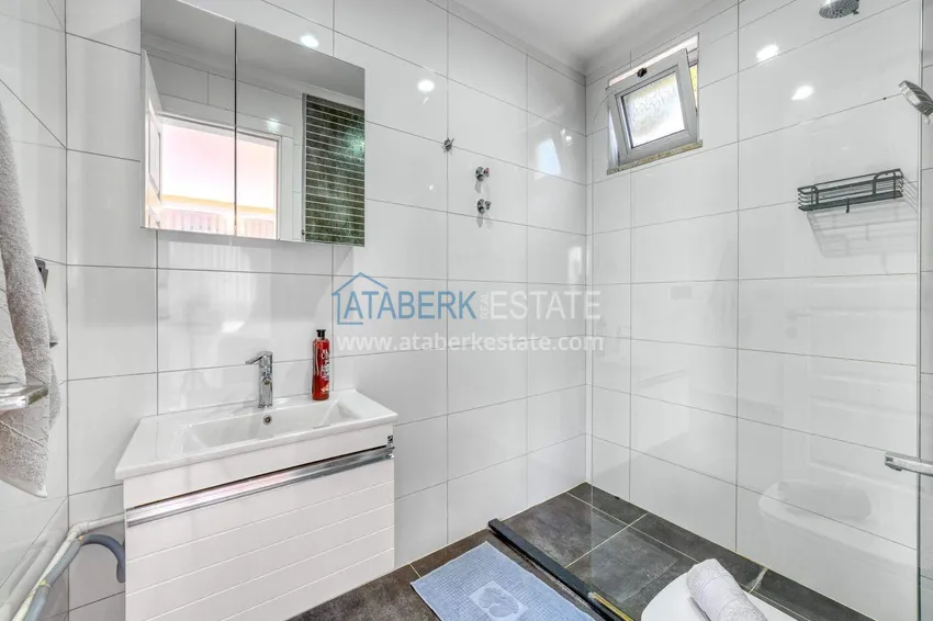 Приобрести Триплекс-вилла 5+1 под гражданство и ВНЖ в Алании, Бекташ – с мебелью и панорамным видом  56 