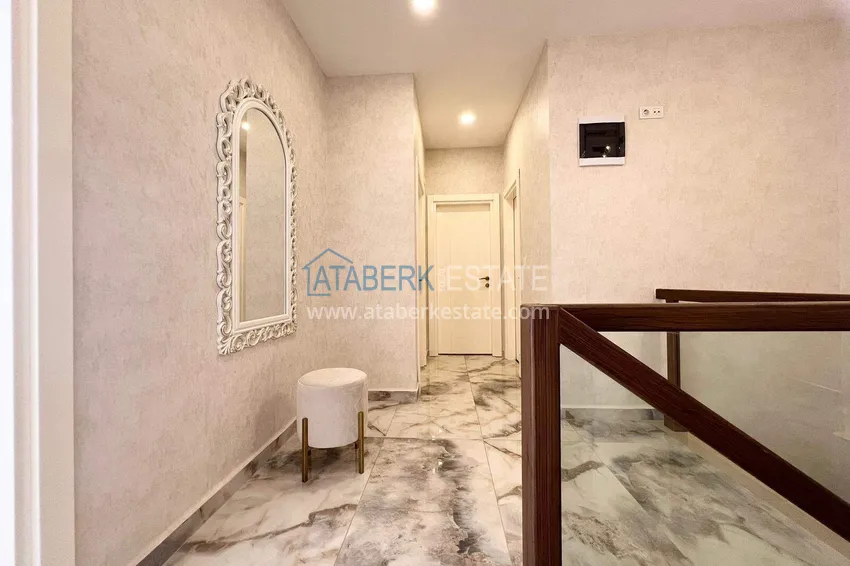 Приобрести Пентхаус-дуплекс 2+1 в районе Авсаллар с мебелью в современном комплексе 13 