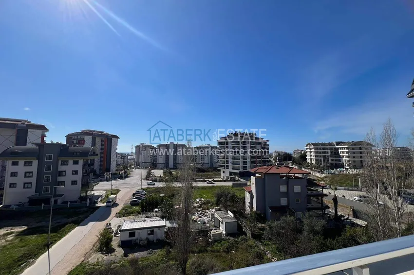 Приобрести Пентхаус-дуплекс 2+1 в районе Авсаллар с мебелью в современном комплексе 28 