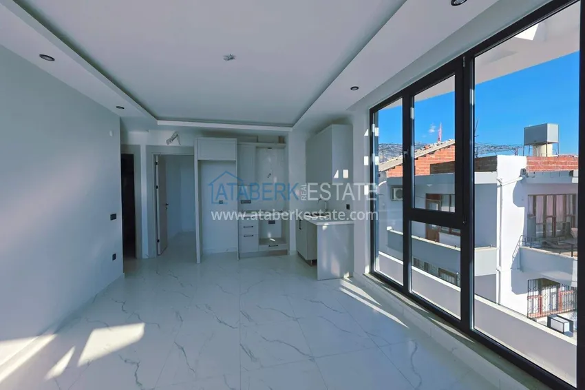 Приобрести Квартира 1+1 с видом на море и крепость на первой береговой линии в Кестеле 5 