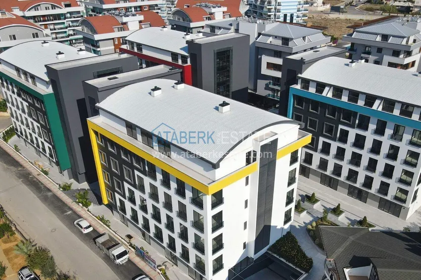 Современный офис 85 м² в районе Оба - современный бизнес-центр 3 