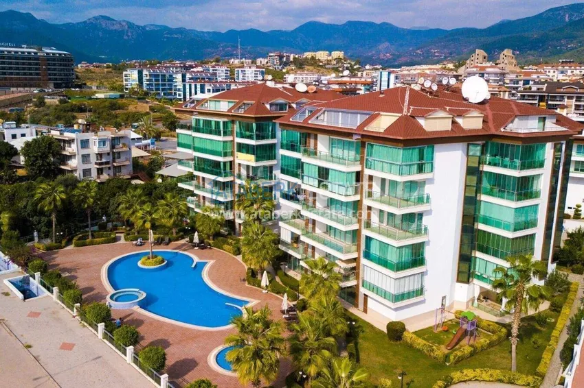 Квартира 2+1 на первой линии в Кестеле – с новой мебелью, вид на море, напрямую от собственника 1 