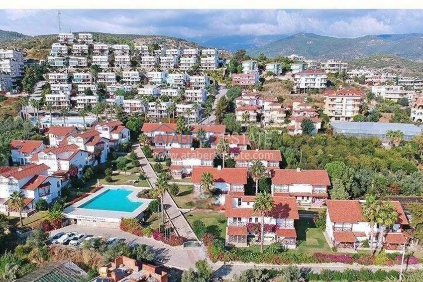 Двухэтажная вилла 3+1 в Демирташе в 400 м от моря – с мебелью, подходит для ВНЖ 1 