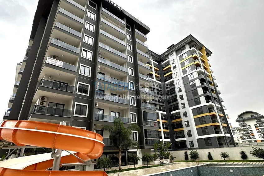 Квартира 1+1 с новой мебелью в Махмутларе - 400 метров до моря, улица Ататюрка 3 