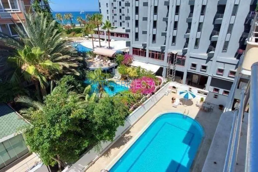 Приобрести Квартира 1+1 с видом на море в районе Оба - 2 балкона, 100 м до пляжа, подходит под ВНЖ 21 