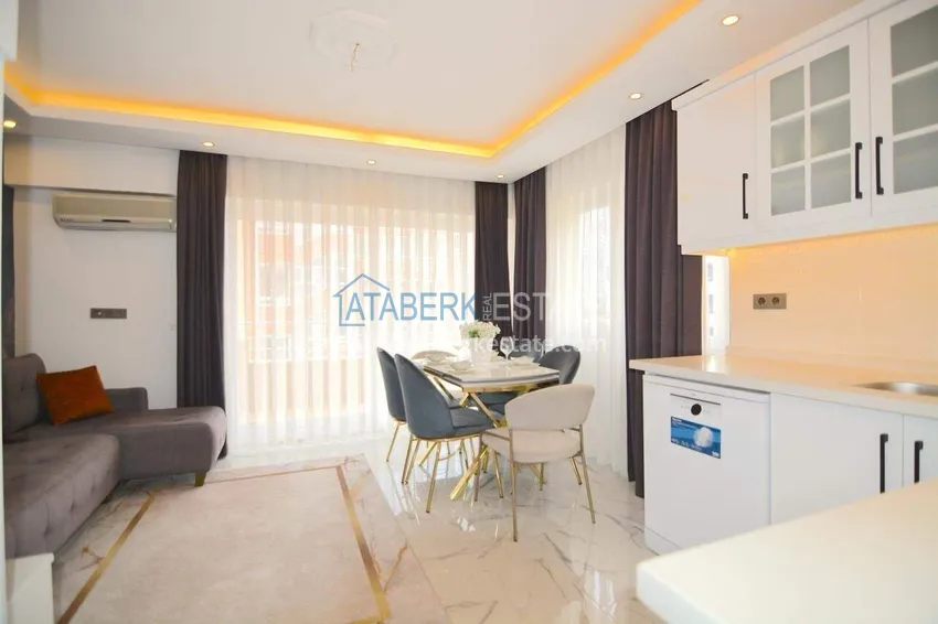 Приобрести Квартира 1+1 с видом на море в районе Оба - 2 балкона, 100 м до пляжа, подходит под ВНЖ 6 