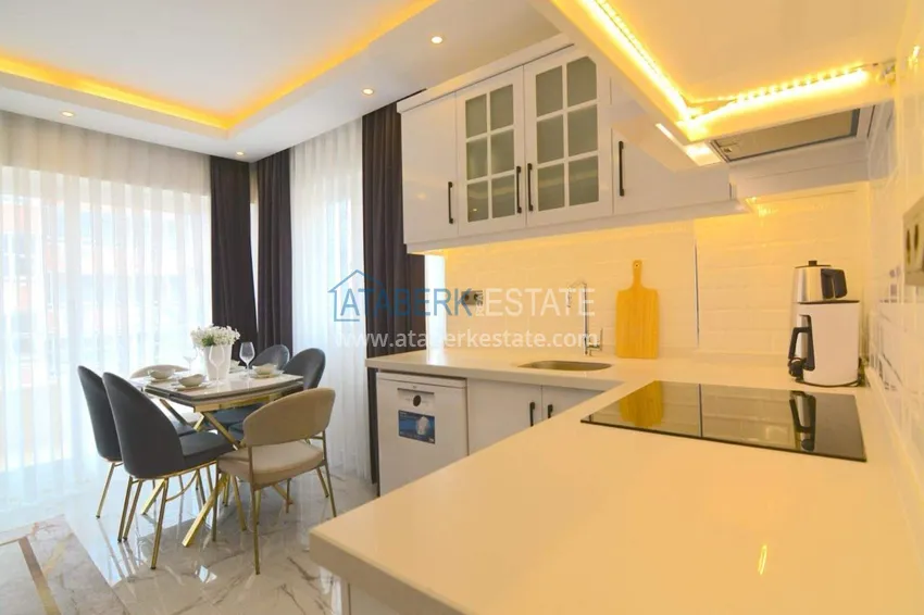 Приобрести Квартира 1+1 с видом на море в районе Оба - 2 балкона, 100 м до пляжа, подходит под ВНЖ 9 