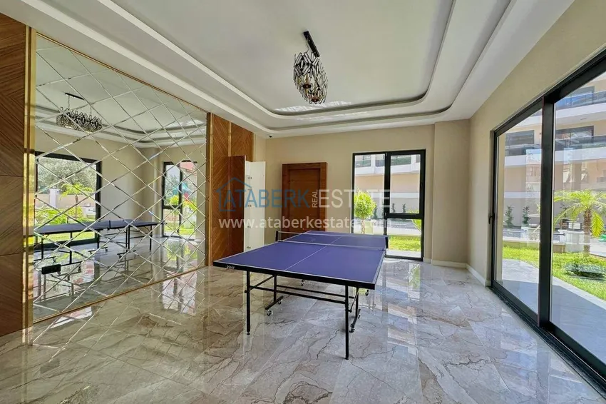 Трехкомнатная квартира в центре Алании - новая недвижимость в резиденции комфорт-класса 21 