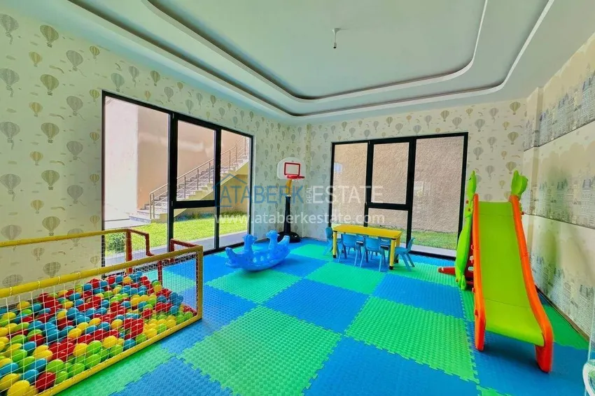 Трехкомнатная квартира в центре Алании - новая недвижимость в резиденции комфорт-класса 22 