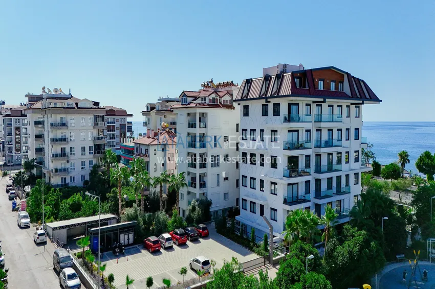 Видовая квартира 1+1 с видом на море в Кестеле - первая линия, подходит для гражданства 1 