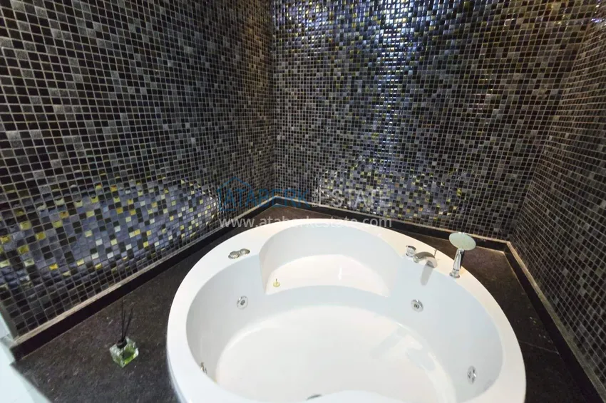 Приобрести Пентхаус-дуплекс 2+1 в Каргыджаке от собственника - люкс мебель, панорамный вид  23 