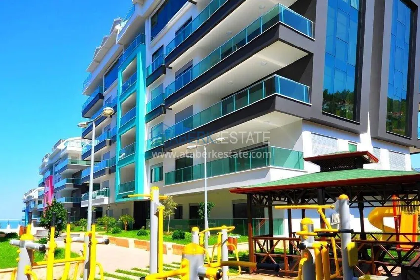 Пентхаус-дуплекс 3+1 в Каргыджаке - первая линия, частный пляж, рассрочка 15 месяцев 18 