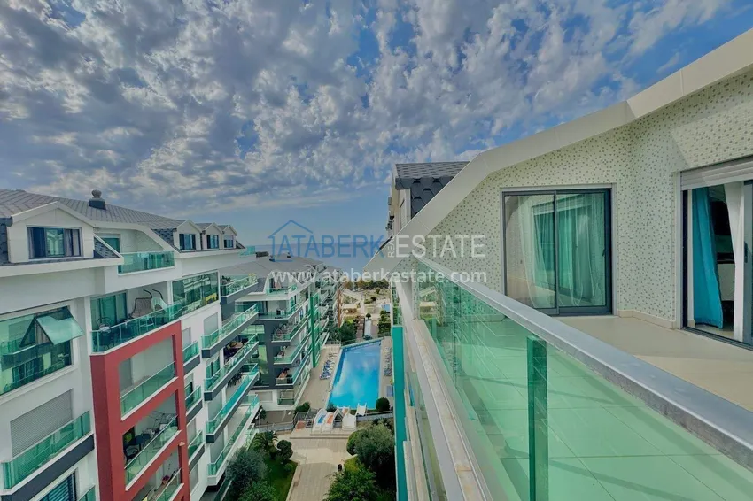 Приобрести Пентхаус-дуплекс 3+1 в Каргыджаке - первая линия, частный пляж, рассрочка 15 месяцев 30 