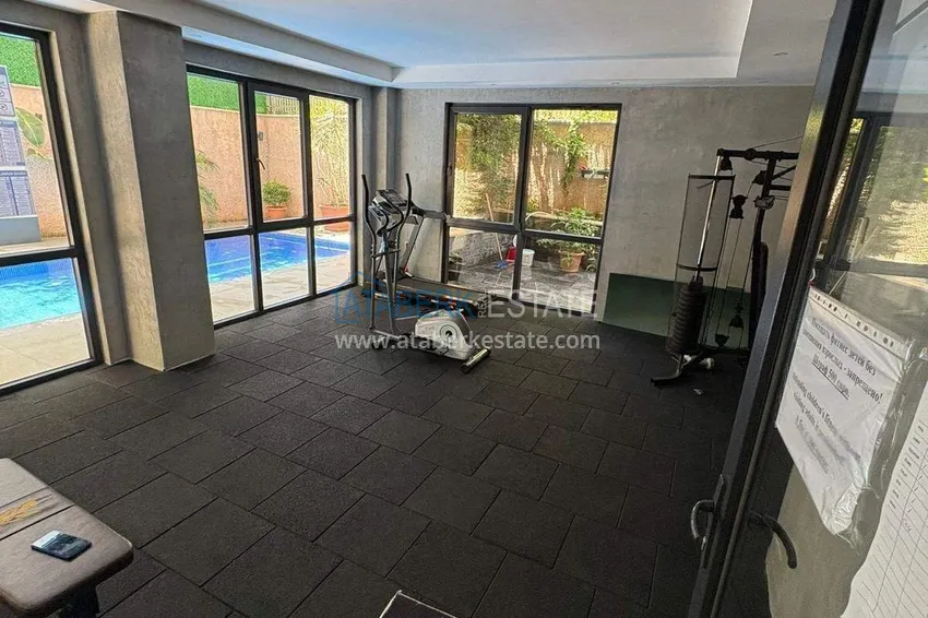 Пентхаус-дуплекс 3+1 в центре Алании, район пляжа Клеопатра – с мебелью, подходит под ВНЖ 10 