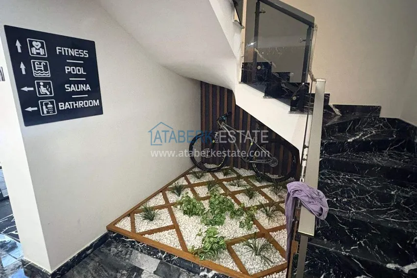 Пентхаус-дуплекс 3+1 в центре Алании, район пляжа Клеопатра – с мебелью, подходит под ВНЖ 8 