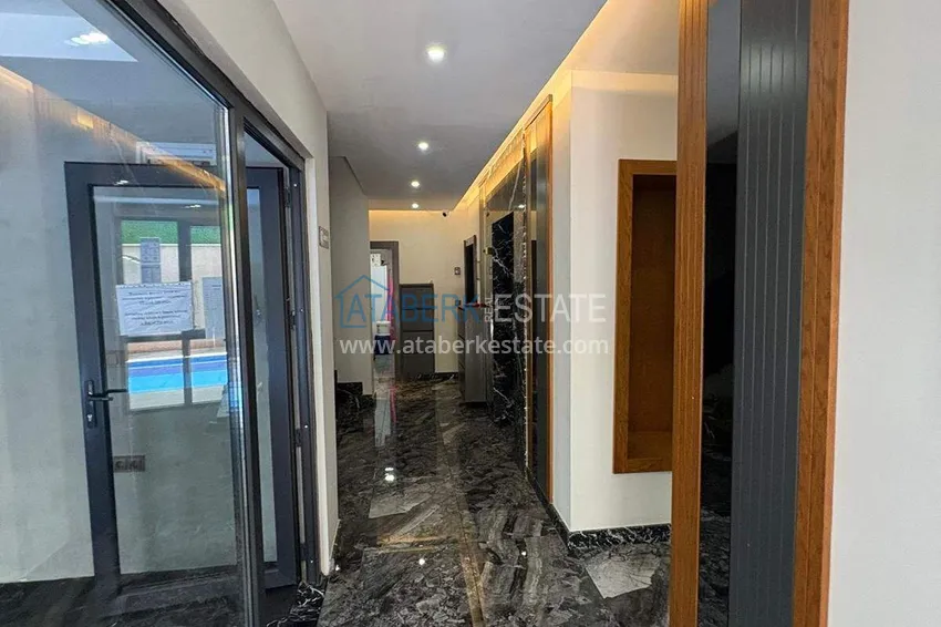 Пентхаус-дуплекс 3+1 в центре Алании, район пляжа Клеопатра – с мебелью, подходит под ВНЖ 9 