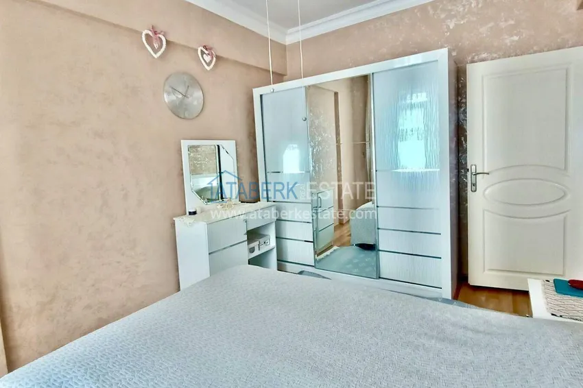 Приобрести Квартира 2+1 125 м2 в центре Махмутлара – с мебелью, после ремонта, 350 м до моря 13 
