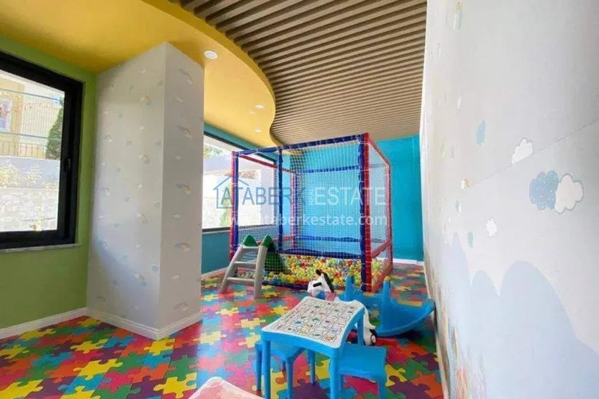 Квартира 2+1 в центре Алании - мебель, отдельная кухня  24 