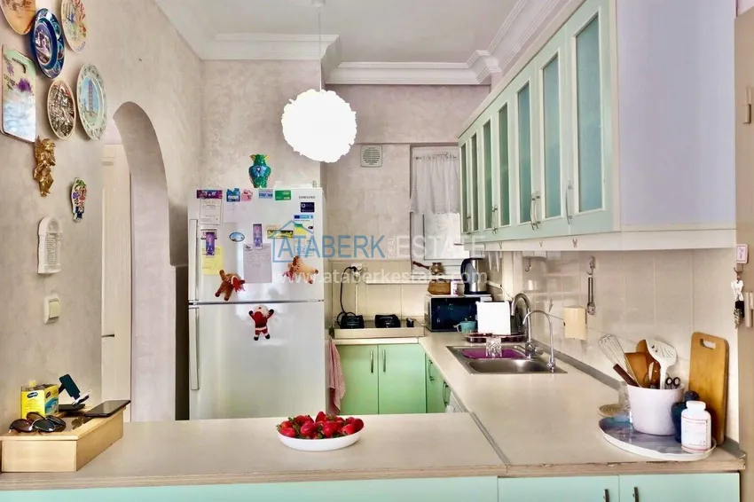 Приобрести Квартира 2+1 125 м2 в центре Махмутлара – с мебелью, после ремонта, 350 м до моря 7 