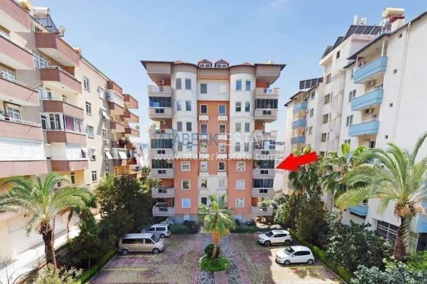 Квартира 2+1 в центре Алании – мебель, вид на горы, остекленный балкон, район пляжа Клеопатра  3 