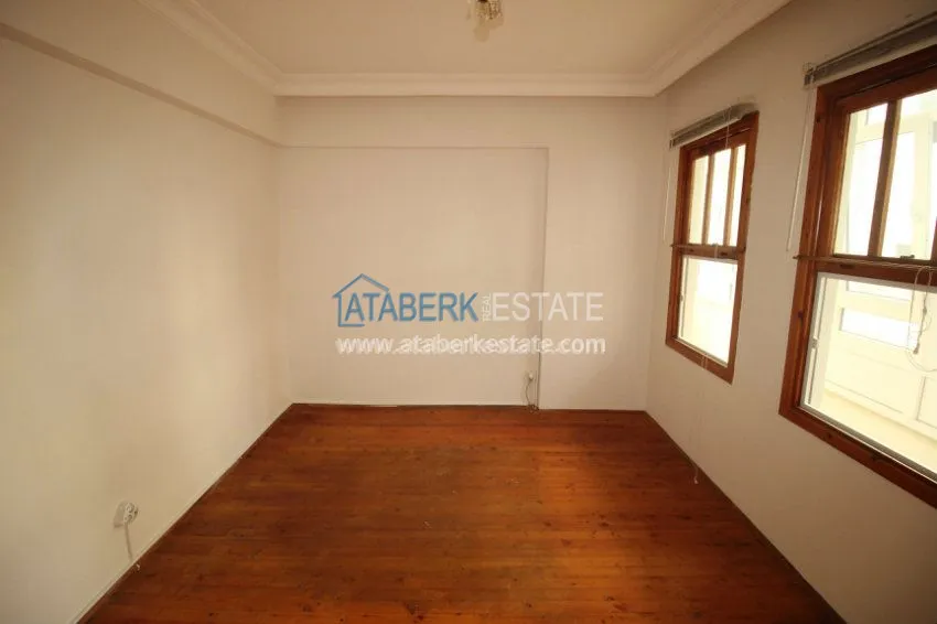 Приобрести В центре города Алания трехкомнатная квартира! 3 