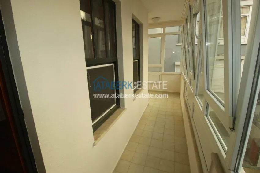 Приобрести В центре города Алания трехкомнатная квартира! 4 