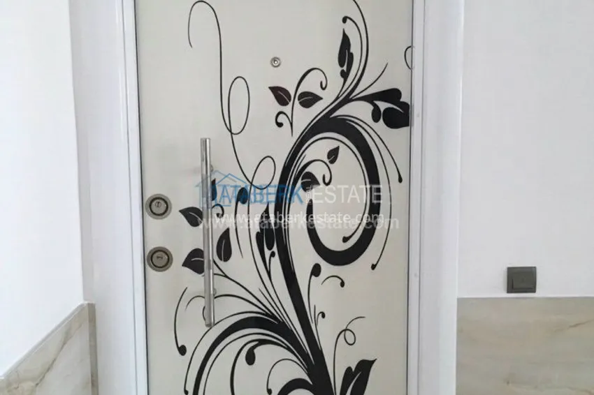 Приобрести Готовый новый комплекс в самом центре района Махмутлар 1 