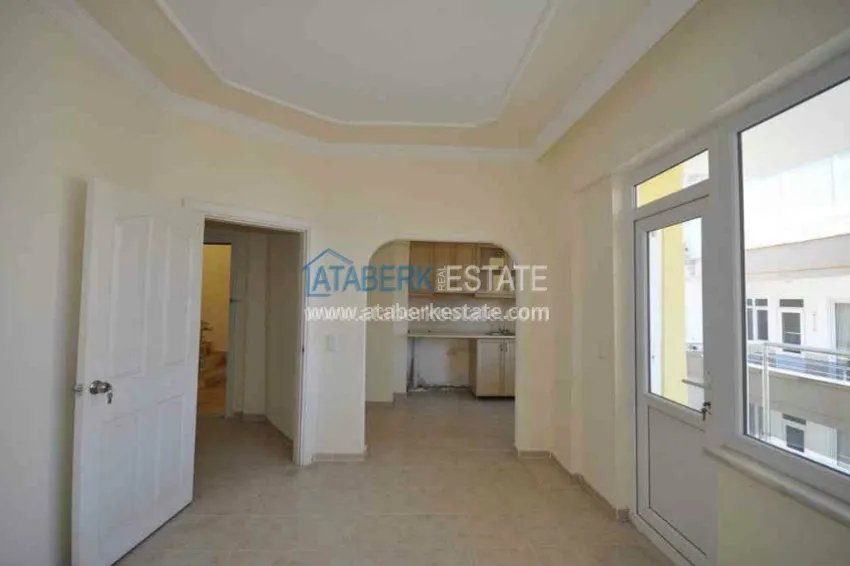 Приобрести 2+1  с частичным видом на море 5 