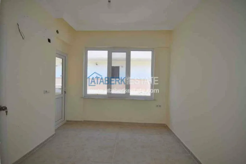 Приобрести 2+1  с частичным видом на море 13 