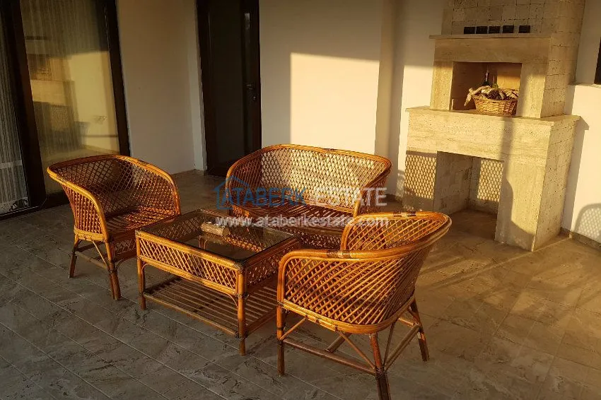 Приобрести Вилла со своим участком земли, с мебелью и техникой, ждет своего хозяина! 6 