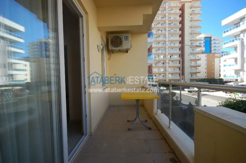 Приобрести Меблированная трехкомнатная квартира в комплексе с бассейном в Алании, 120 м2 3 