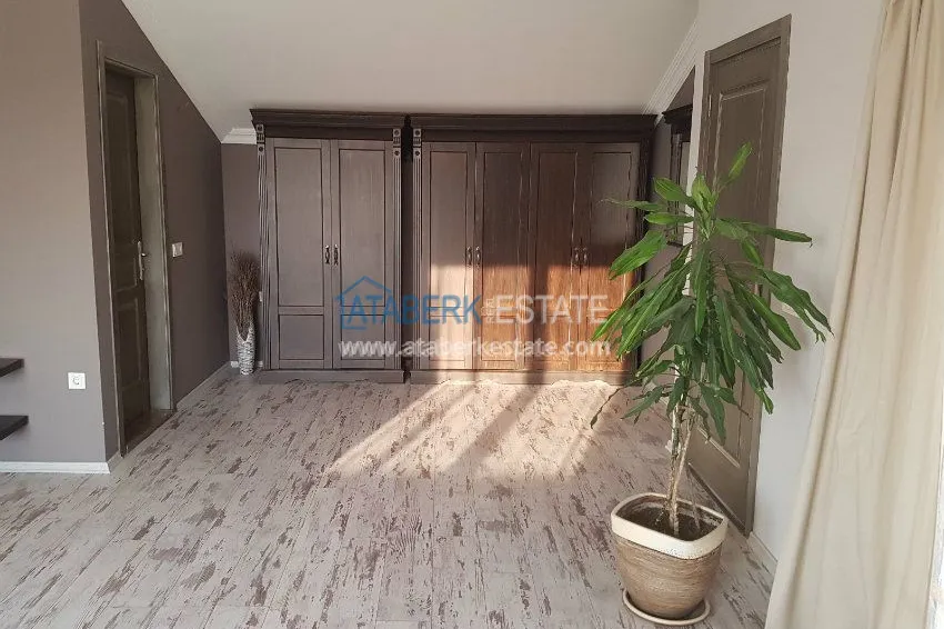 Приобрести Вилла со своим участком земли, с мебелью и техникой, ждет своего хозяина! 7 