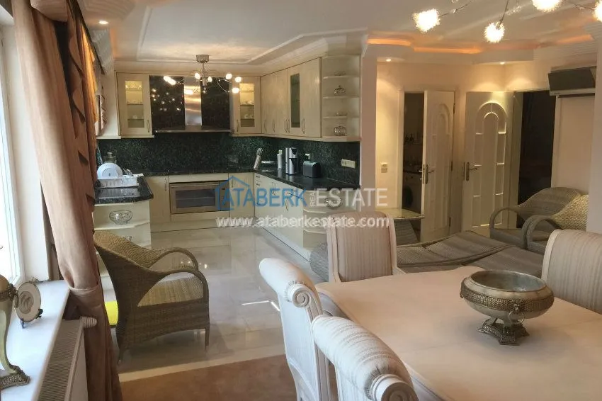 Приобрести Пентхаус по эксклюзивному дизайну в Махмутларе 30 