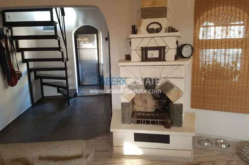 Приобрести Вилла со своим участком земли, с мебелью и техникой, ждет своего хозяина! 16 