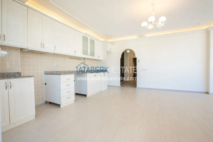 Приобрести Трехкомнатная квартира с видом на Средиземное море. 2 