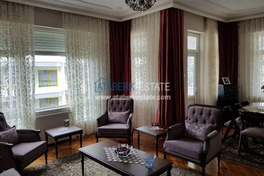 Приобрести  Квартира 3+1 с видом на море на первой линии 14 