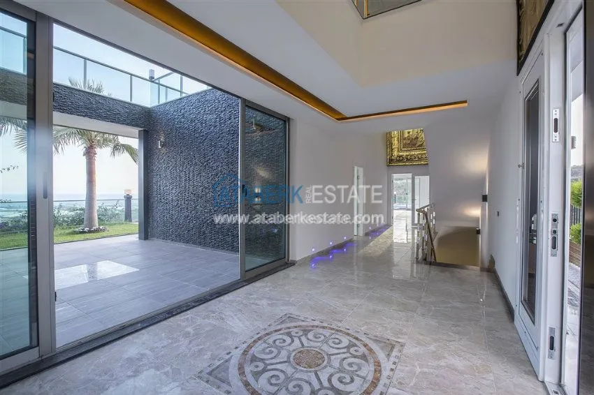 Приобрести Элитный коттедж на побережье Средиземного моря 15 