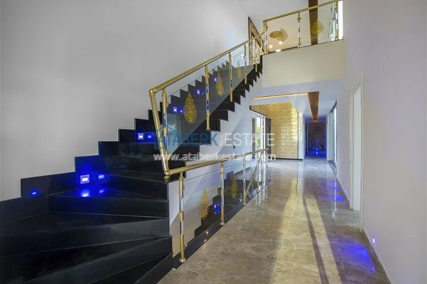 Приобрести Элитный коттедж на побережье Средиземного моря 17 