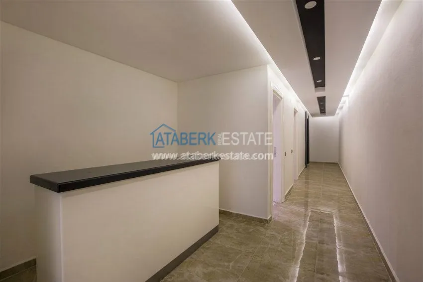 Приобрести Элитный коттедж на побережье Средиземного моря 24 