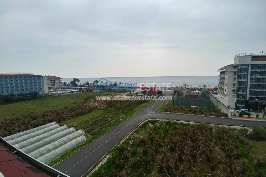 Приобрести Двухуровневая квартира с открытым видом на море в районе Кестель 13 