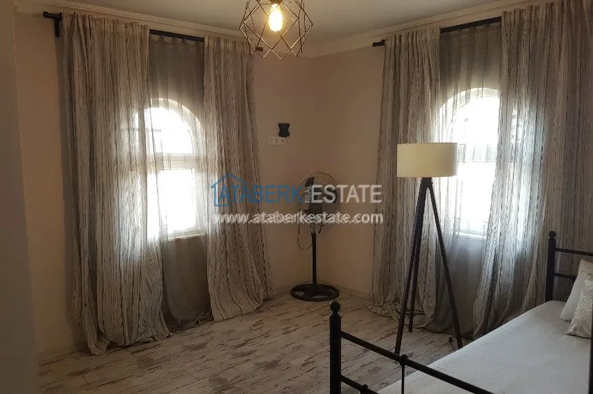 Приобрести Вилла со своим участком земли, с мебелью и техникой, ждет своего хозяина! 24 