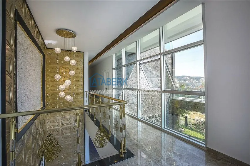 Приобрести Элитный коттедж на побережье Средиземного моря 29 