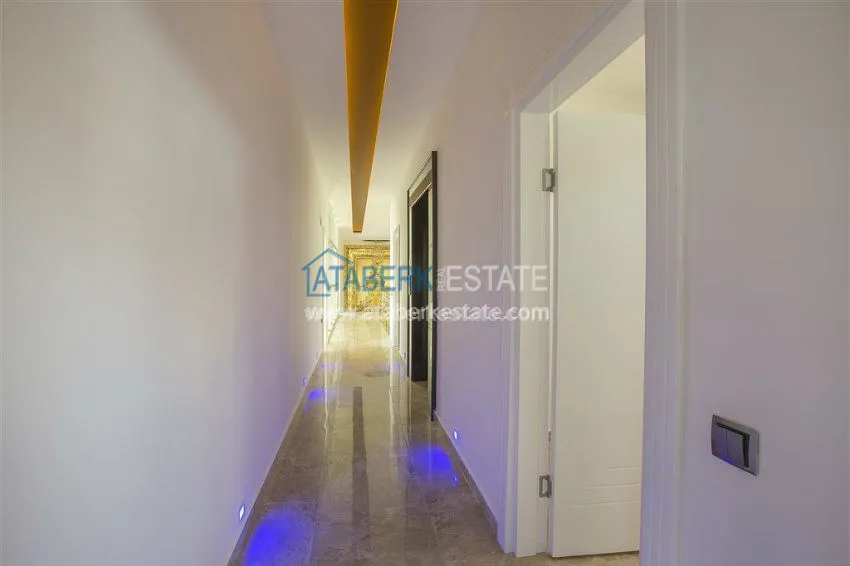 Приобрести Элитный коттедж на побережье Средиземного моря 35 